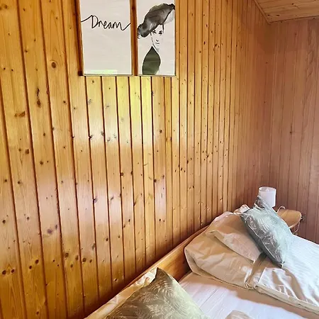 Dunaparti Feszek A Dunakanyarban *