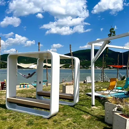 Apartamento Dunaparti Feszek A Dunakanyarban *