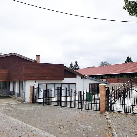 Apartamento Dunaparti Feszek A Dunakanyarban Pilismarot