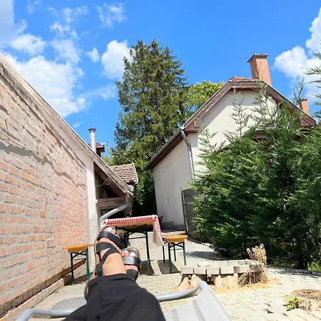 Apartamento Dunaparti Feszek A Dunakanyarban
